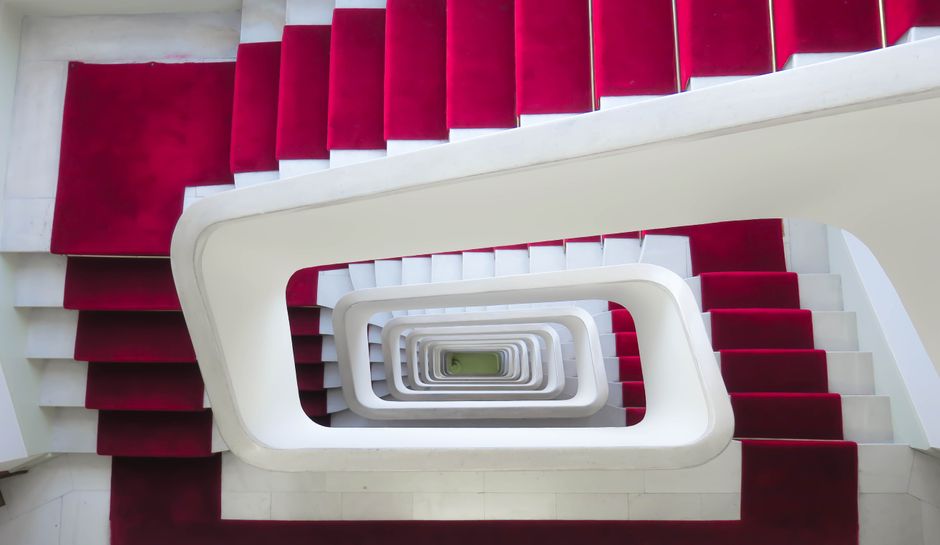 monte-escalier à Breteuil