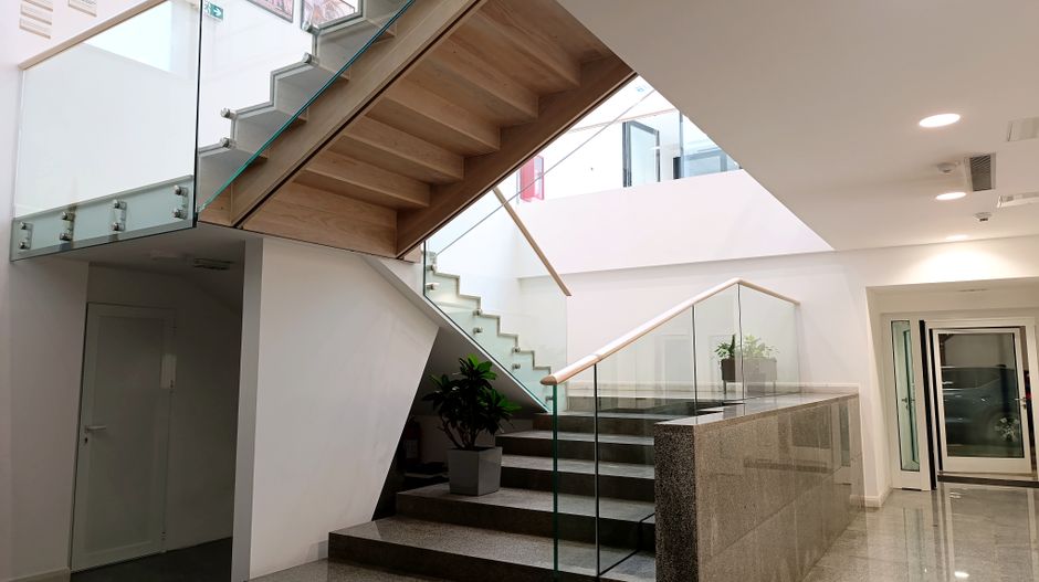 monte-escalier à Doullens